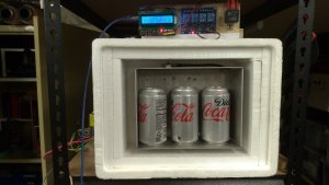 DIY - Peltier Cooler. The cooler in operation. An Arduino was used as the temperature controller.