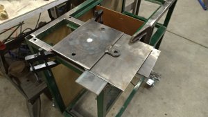 DIY - Grinding Centre. Fabrication of the swivelling bench grinder mount