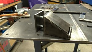 DIY - TIG Welding Cart. Cylinder bracket with clamp assembly.